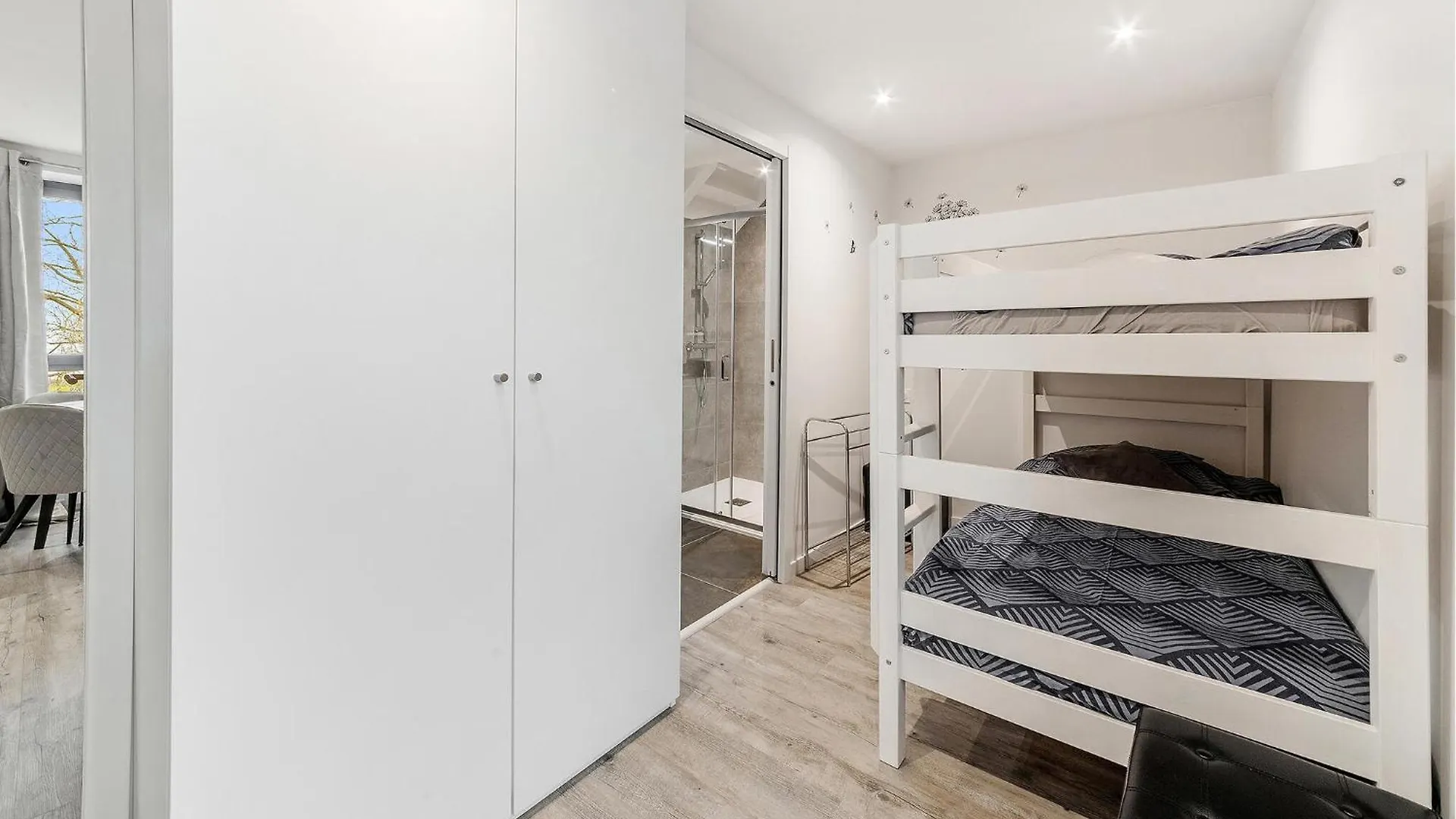 Gorgeous Apartment In Saint-Benoit-Des-Ondes With Kitchen